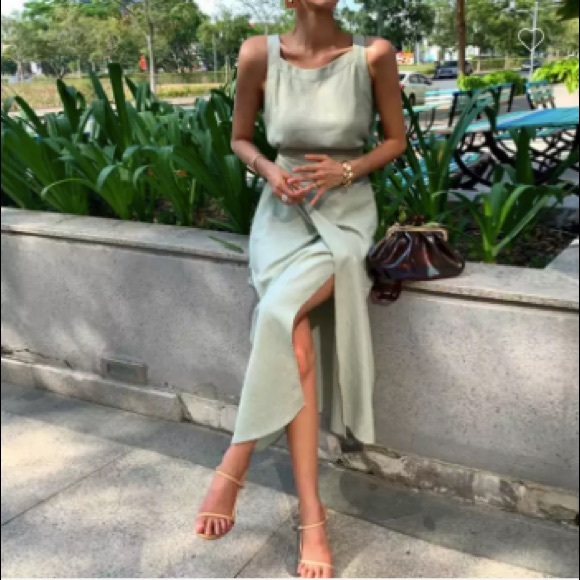 Serena Midi Dress - Picture 2 of 8